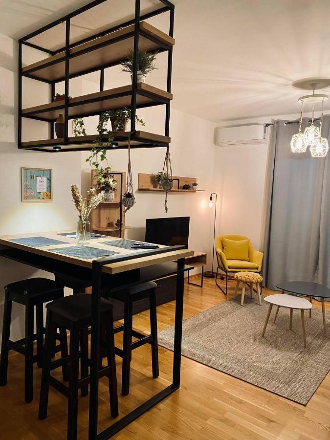 Newtown Apartment Nikšić Buitenkant foto